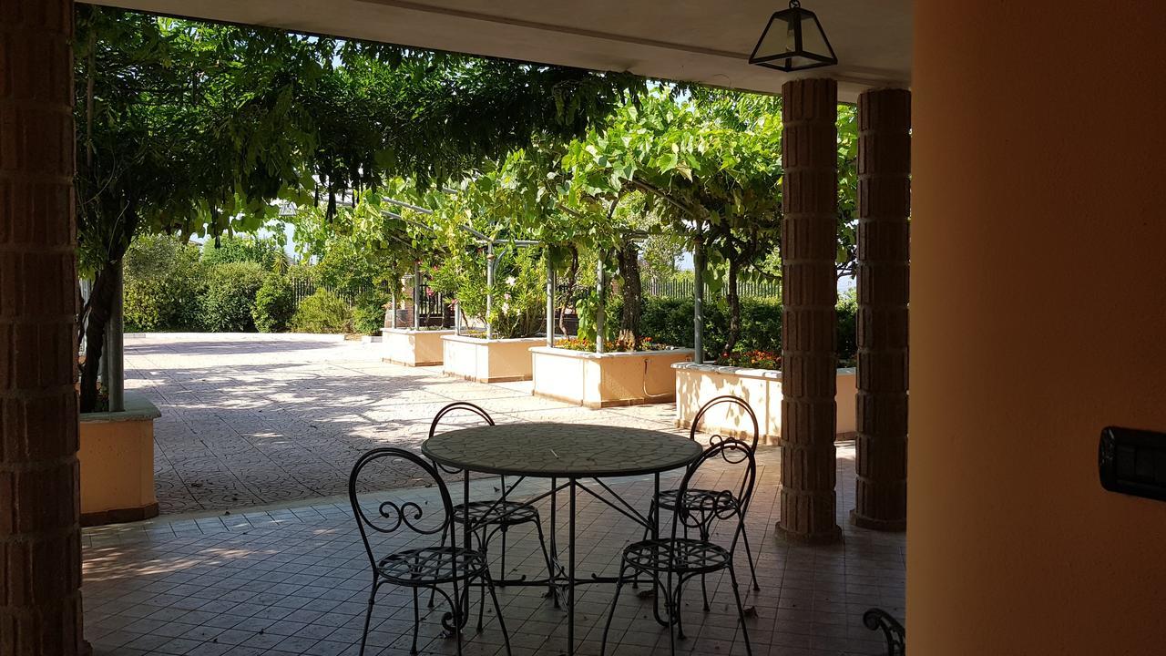 Lisandro Wine Resort Apartments Caserta Castel Campagnano Exterior foto